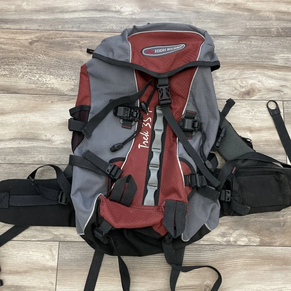 High Sierra Backpack‎ Trek 35+ Camping Hiking-
